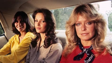  Charlie's Angels: Un Trio di Detective Femminili e un Capo Misterioso negli Anni Settanta!